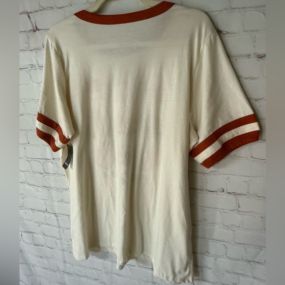 🆕 Friends Thanksgiving Classic Fit Cotton Crew Neck Tee -Torrid 2 (18/20) - Picture 3 of 5